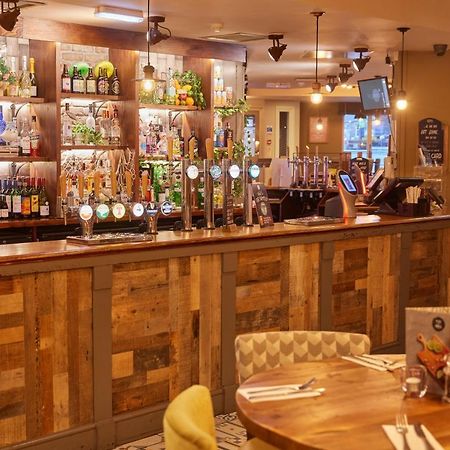 The Caledonian Hotel Leven  Екстериор снимка